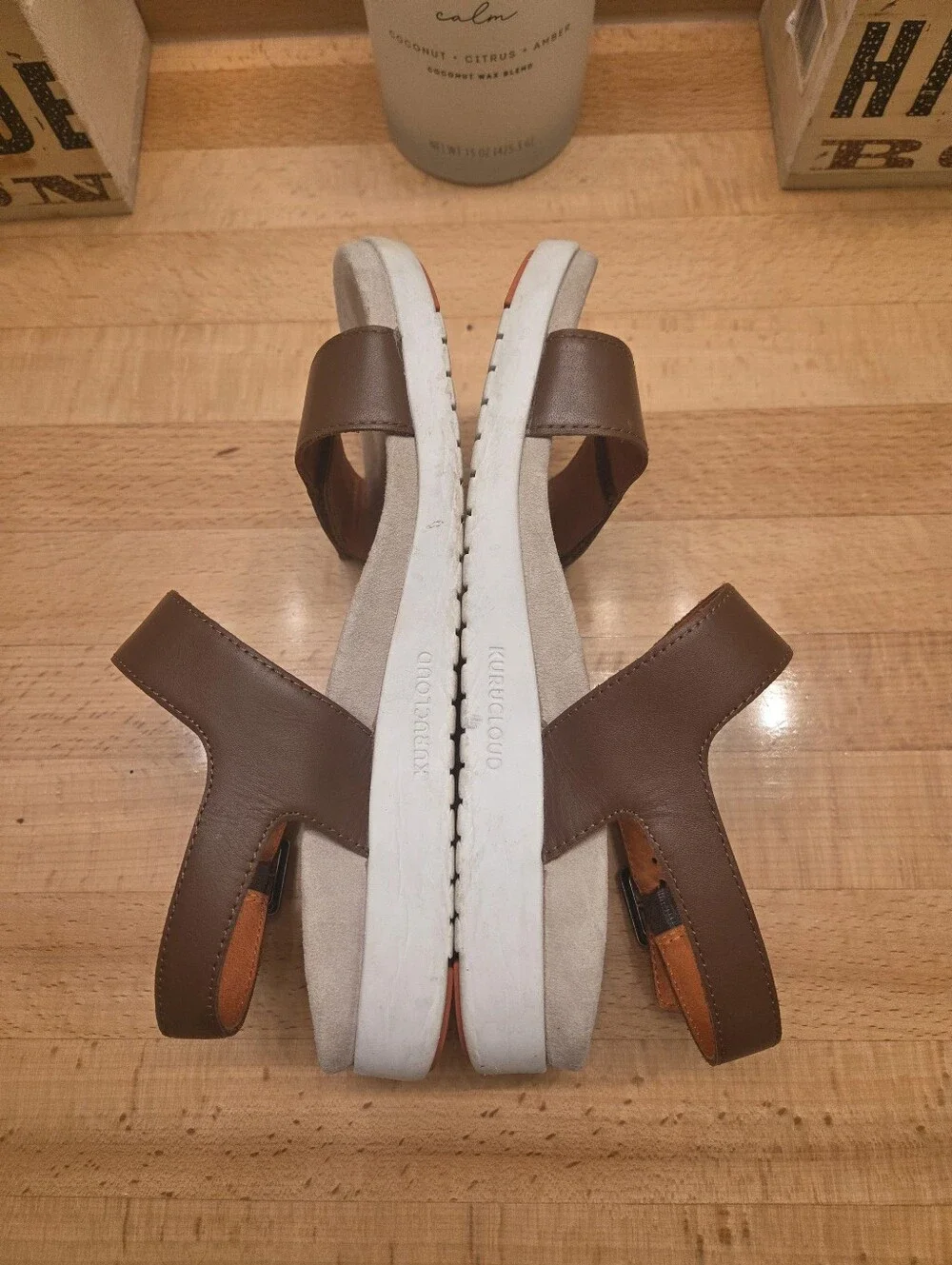Kuru Glide Sandals Walnut Brown Leather  Women's Size 9